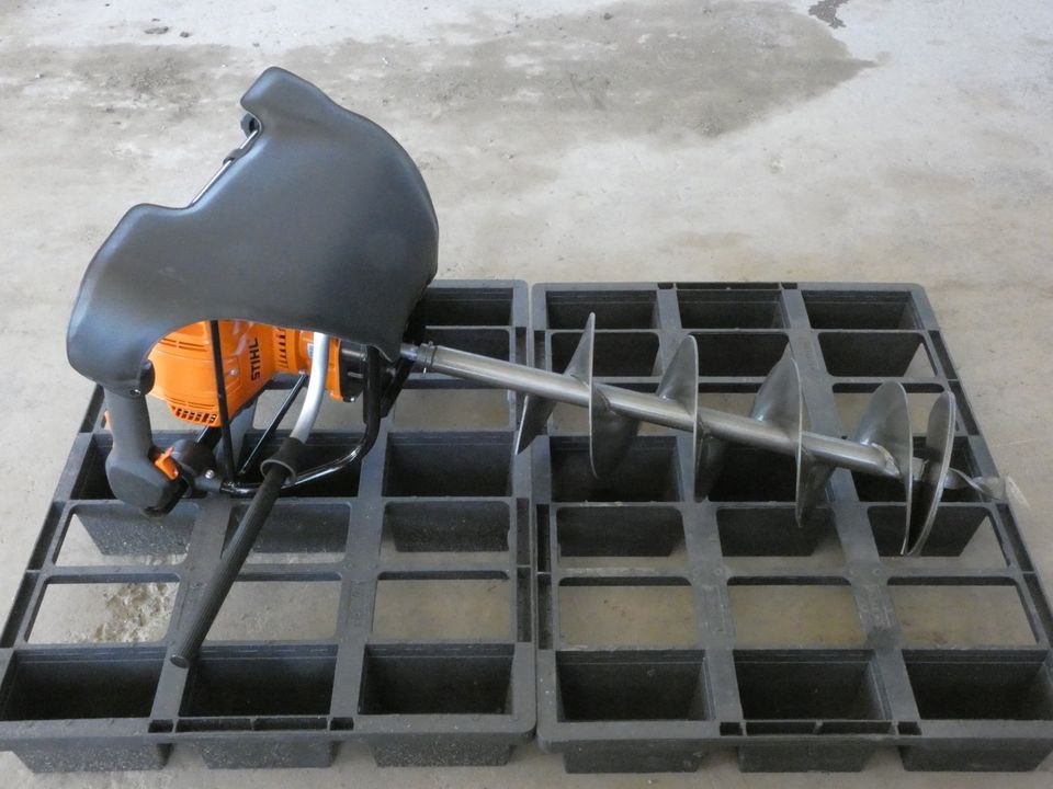 Benzin Erdbohrer Erdlochbohrer STIHL BT 131 mieten in Weilmünster – 3