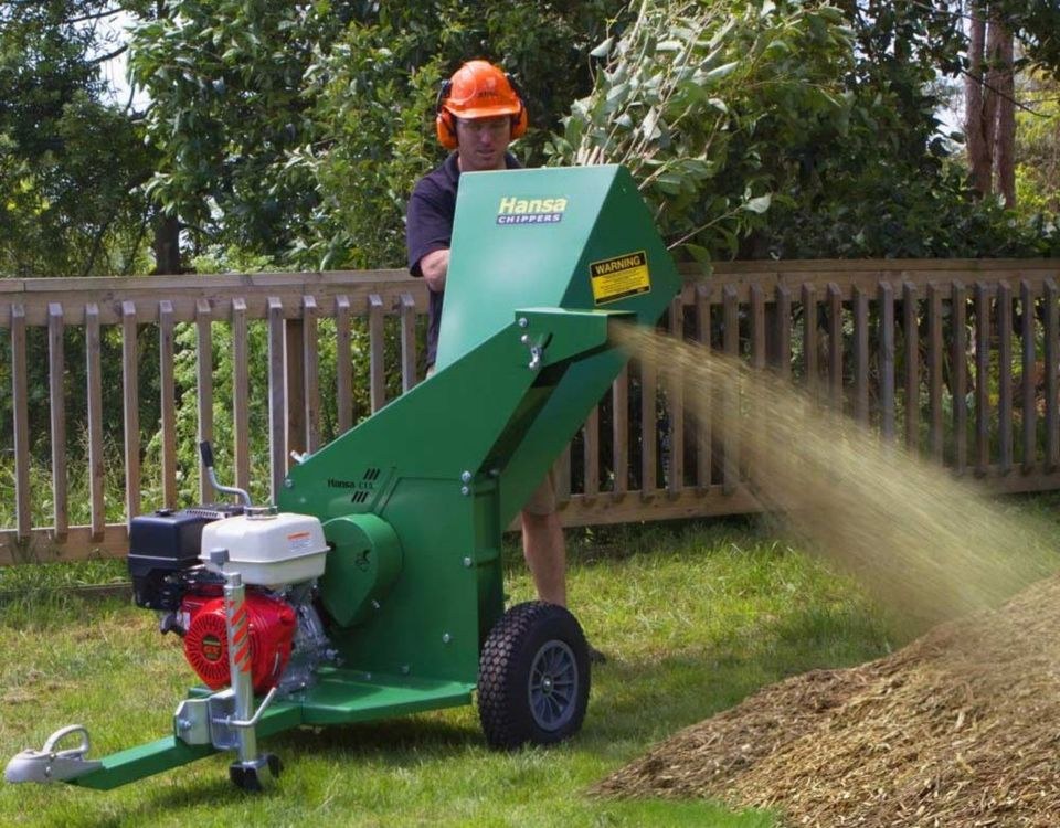 Gartenhäcksler Asthäcksler max Ø 7cm Benzin 6,5 mieten in Weilmünster