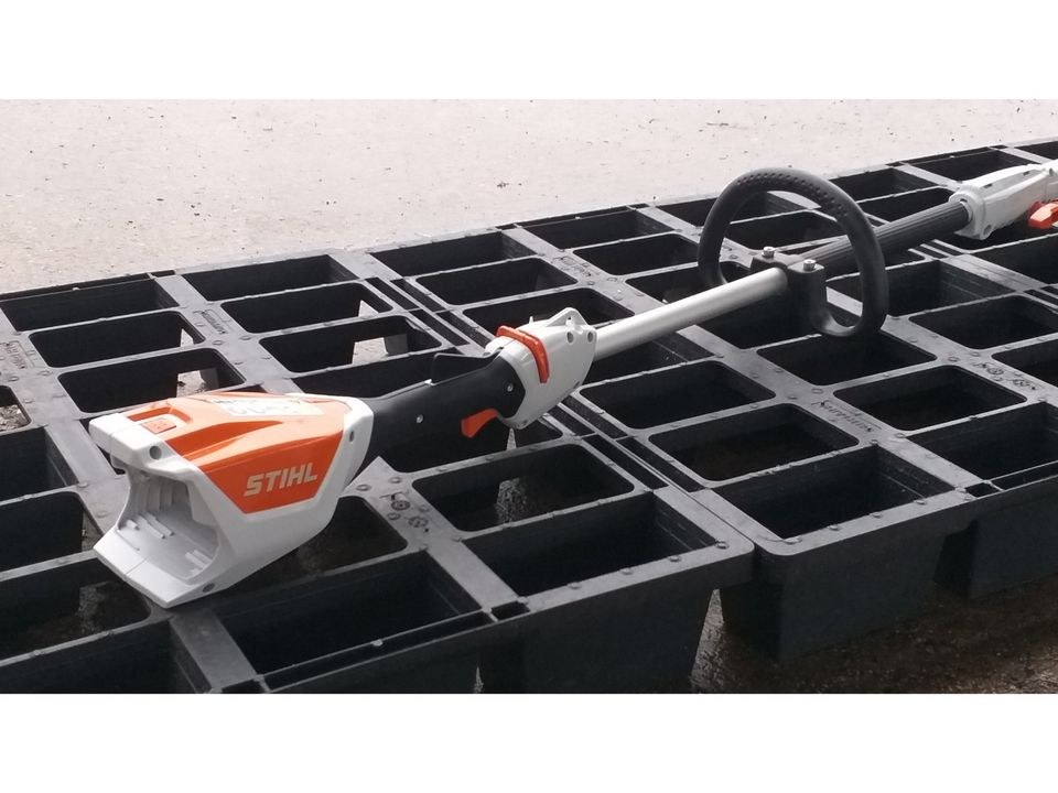 Akku Heckenschneider 450 mm Schnittlänge 36V mieten in Weilmünster – 2