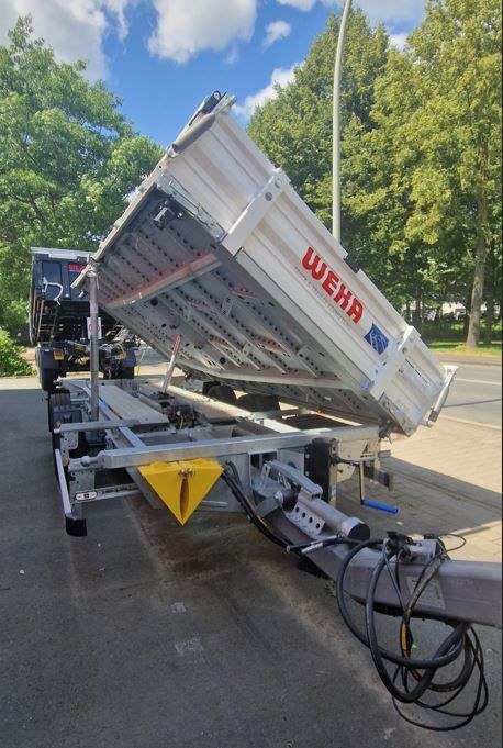 3 Seitenkipper mieten bei Weka Rental – für Erde & Schutt – 4
