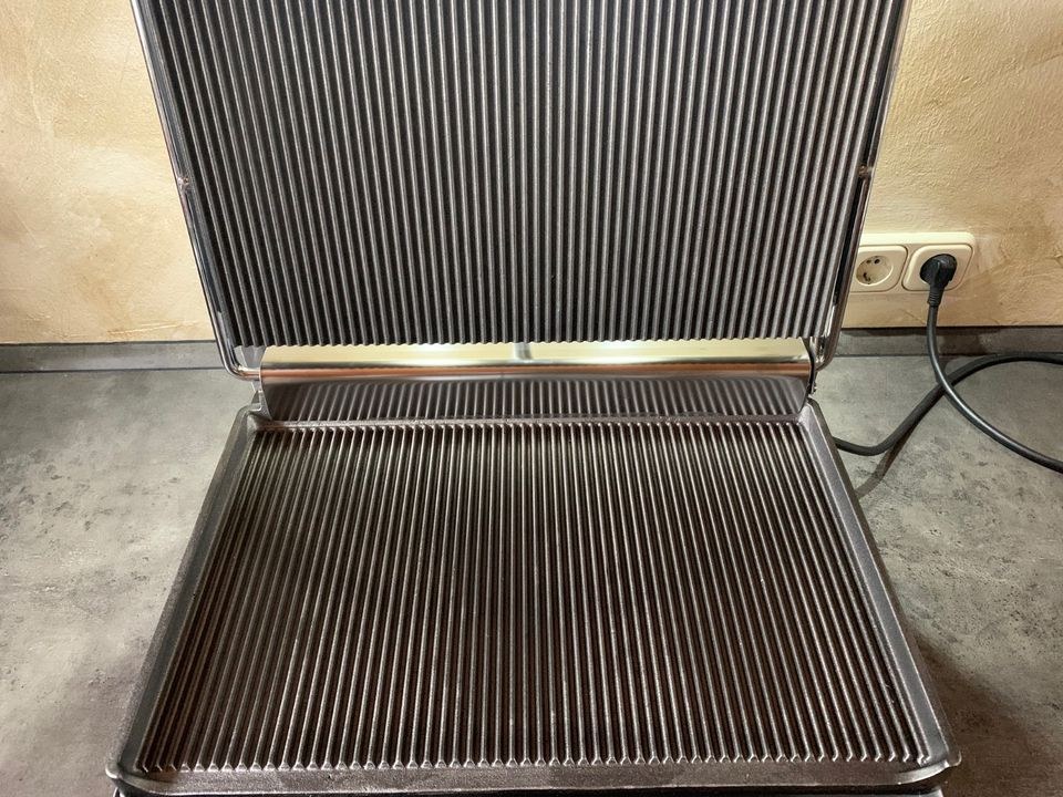 Kontaktgrill Partygrill Toaster Fladenbrot mieten in Unterpleichfeld – 2