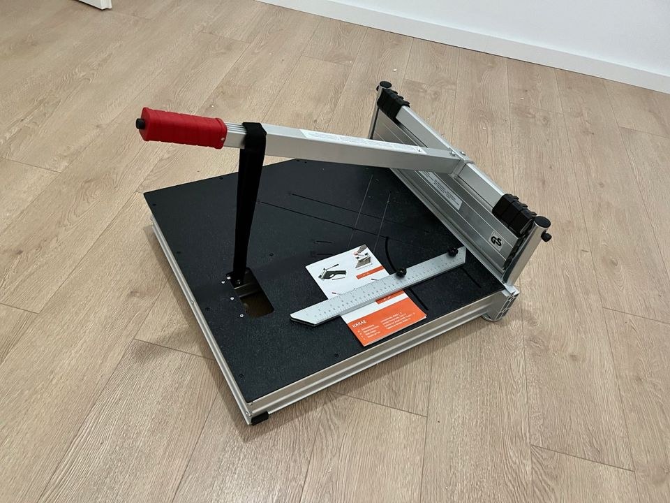 Laminatschneider Venylschneider Parkettschneider mieten