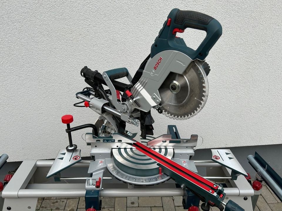 Kappsäge Gehrungssäge Paneelsäge inkl Ständer mieten