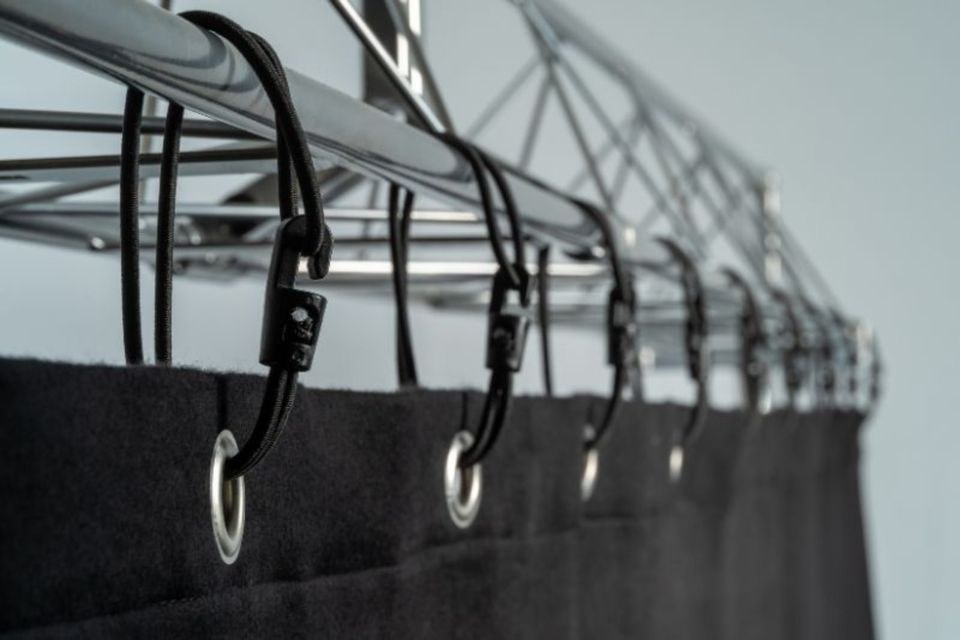 Molton Bühnenvorhang 9,0 x 3,0 m schwarz N mieten – 3
