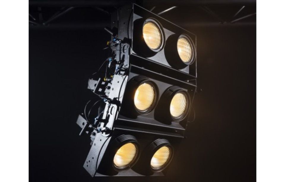 Briteq BT BLINDER2 IP LED Blinder wasserdicht N mieten – 2
