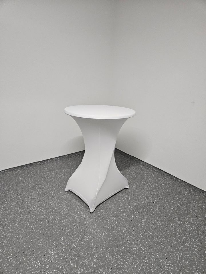 Stehtische weißen Hussen N mieten in Brunn Kreis Regensburg