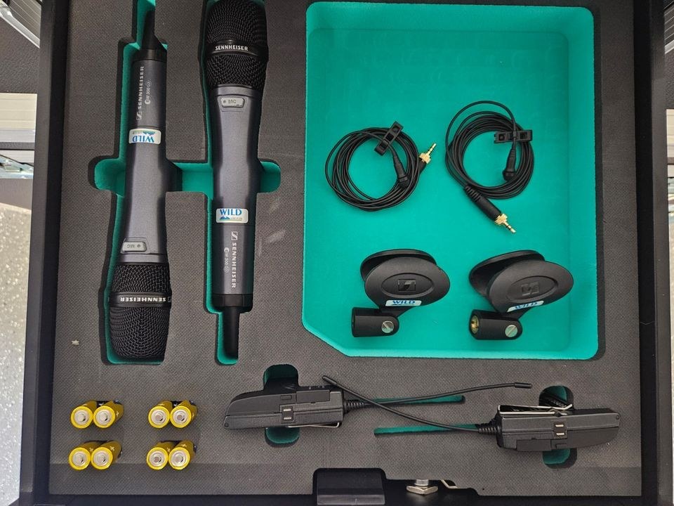 Sennheiser Funkmikrofone EW 300 G3 Zweierset N mieten – 3