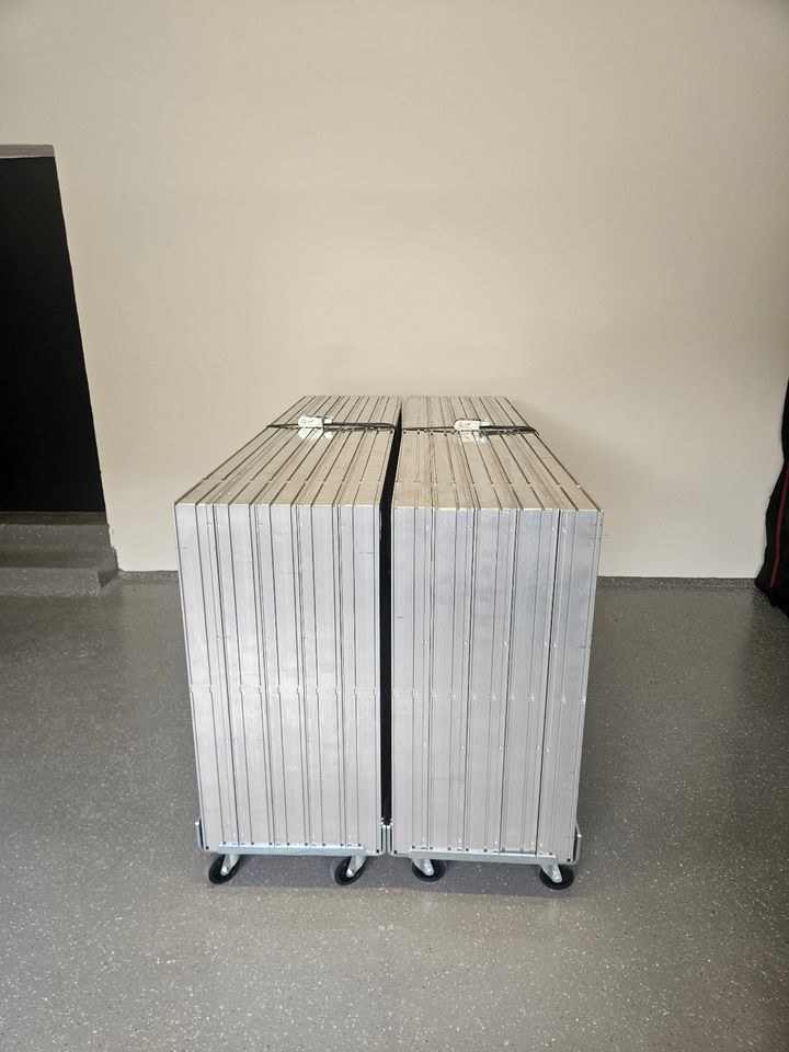 Bühnenpodeste 2x1 1x0,5m Bühnenteil Drumriser N mieten – 4