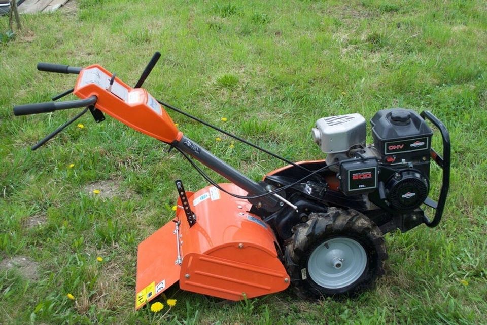 Gartenhacke Garten Fräse Bodenfräse Gegenlauf mieten in Mittelbiberach – 2