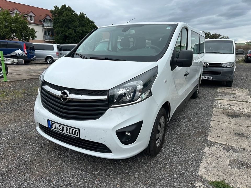 Bus 9 Sitzer Kleinbus mieten in Niedersedlitz – für Gruppe & Team – 2