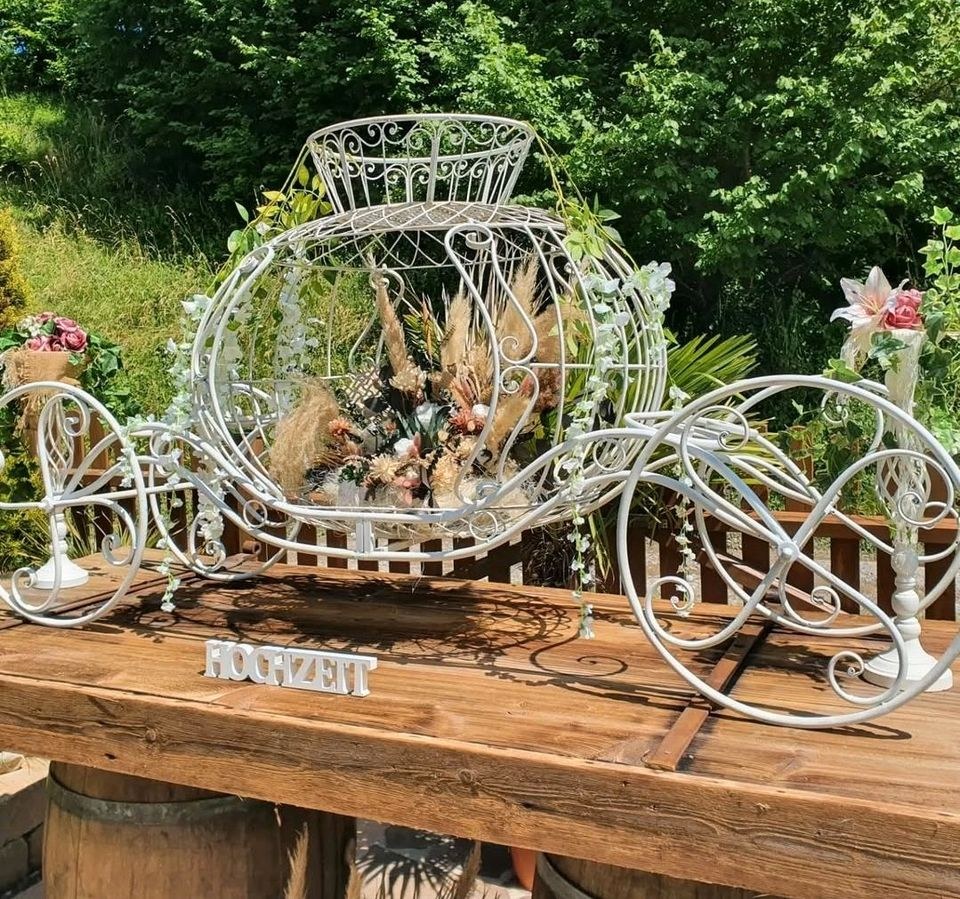 Hochzeitskutsche Deko Candybar mieten in Lechbruck – mobile Bar – 3