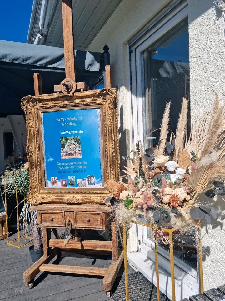 N Staffelei Antik Messe mieten in Lechbruck – für die Hochzeit