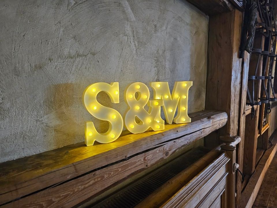 N LED Buchstaben Namen mieten in Lechbruck – Licht für Party & Event – 2