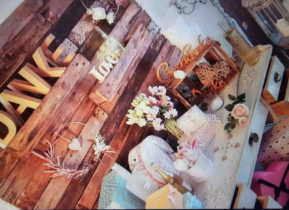 Shabby Tisch Geschenke Candybar mieten in Lechbruck – mobile Bar – 3
