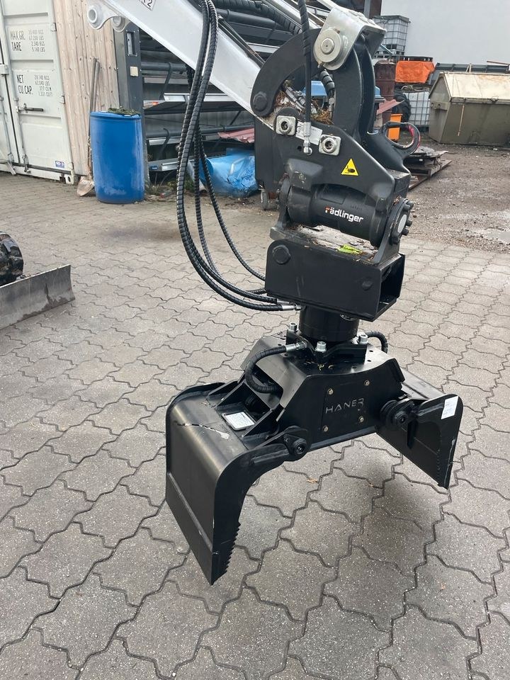 Sortiergreifer hydraulischer Greifer HÄNER mieten in Irschenberg