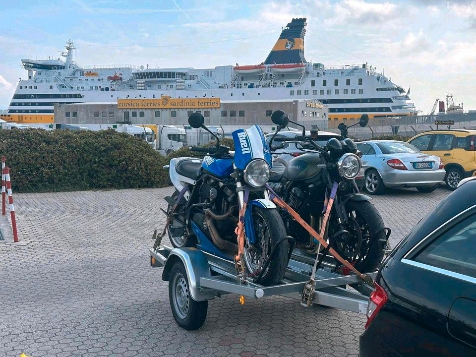 Motorradanhänger mieten in Senden – für den Motorradtransport