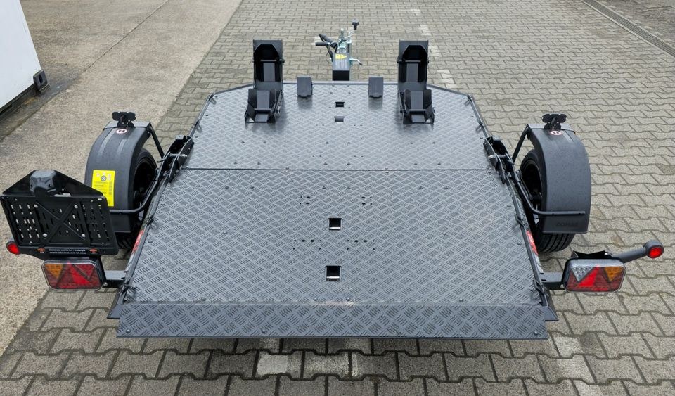 Motorradanhänger absenkbar 2 Motorräder mieten in Köditz – 4