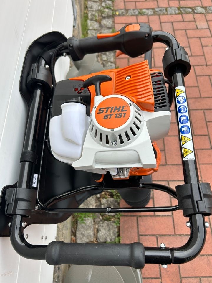 Erdbohrer Stihl Benzin Erdbohrgerät BT 131 inkl mieten in Ilsede – 4