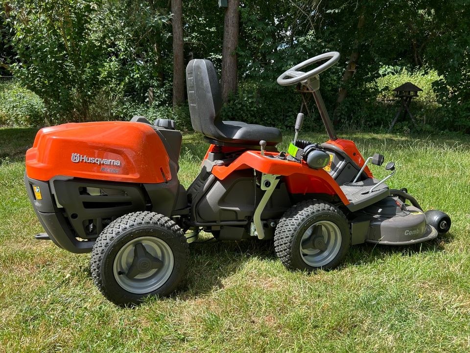 Aufsitzmäher N Husqvarna Rider R112C Mulcher mieten in Ilsede – 4