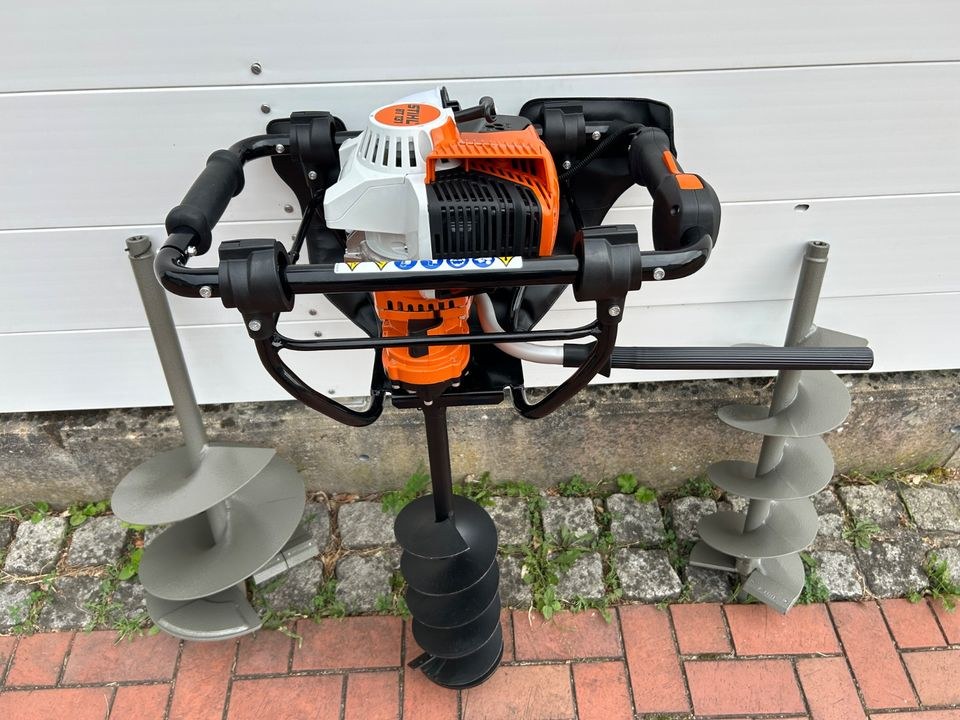 Erdbohrer Stihl Benzin Erdbohrgerät BT 131 inkl mieten in Ilsede – 2
