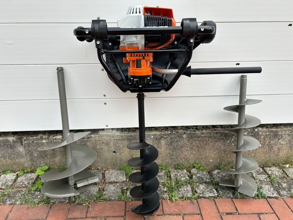 Erdbohrer Stihl Benzin Erdbohrgerät BT 131 inkl mieten in Ilsede – 3