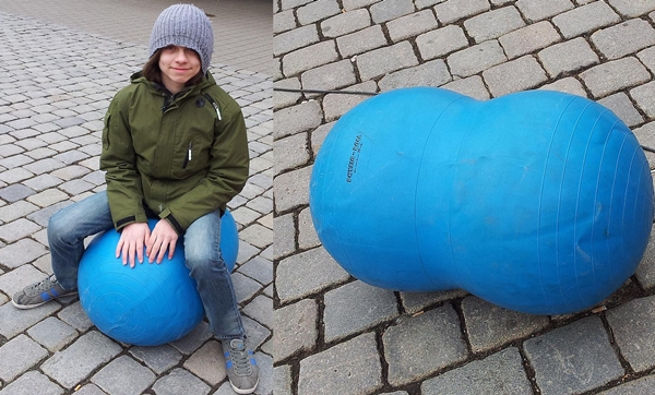 Doppelballwurst mieten bei Zepra Event GmbH (vertreten durch Saskia Lahr, Ulrike Lahr)