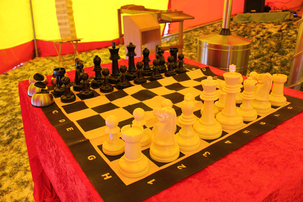 Schach XL mieten bei Zepra Event GmbH (vertreten durch Saskia Lahr, Ulrike Lahr)