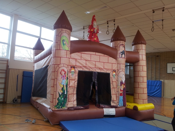 Hüpfburg "Zauberschloss" mieten bei Zepra Event GmbH (vertreten durch Saskia Lahr, Ulrike Lahr)