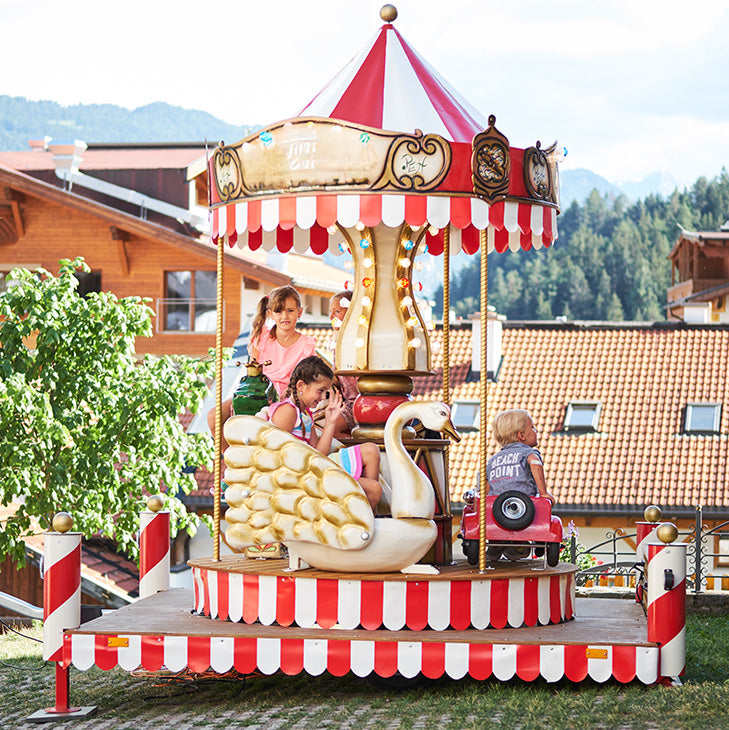 Karussell Nostalgie für 6 Personen mieten bei Happy Fun