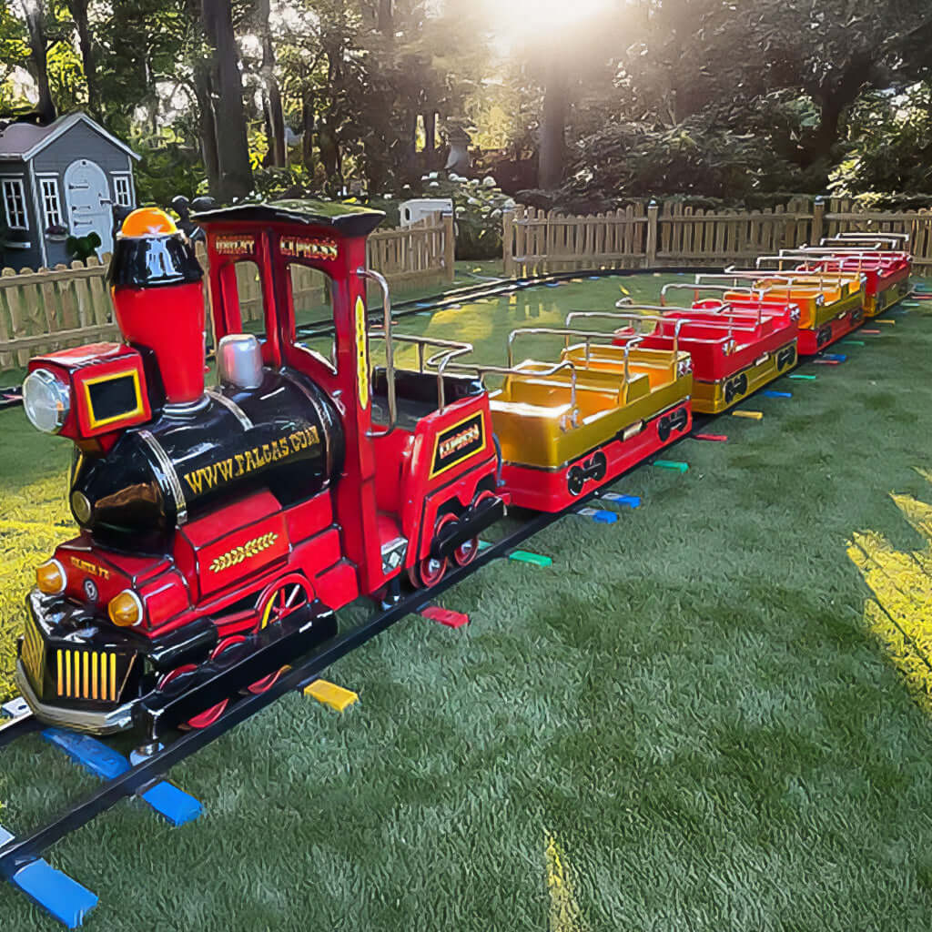 Kinderzug mieten – Nostalgische Eisenbahn für kleine Entdecker mieten bei Happy Fun