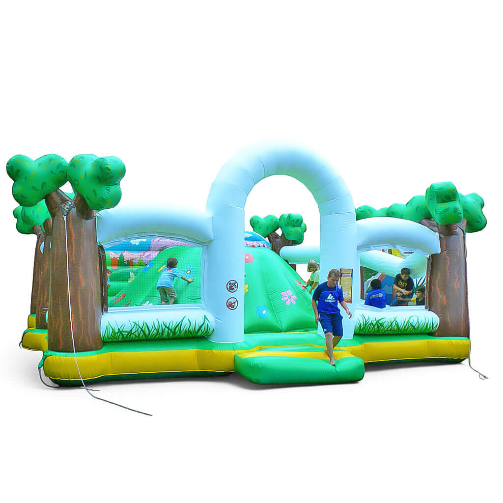 Interaktiver Vulkan Wald geschlossen – Springen & Klettern mieten bei Happy Fun