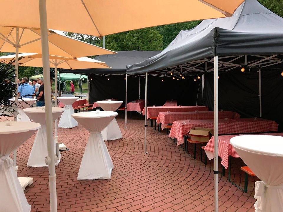 Partyzelt Festzelt Mietzelt Zelt mieten in Göppingen bei EVENTADLER – 4