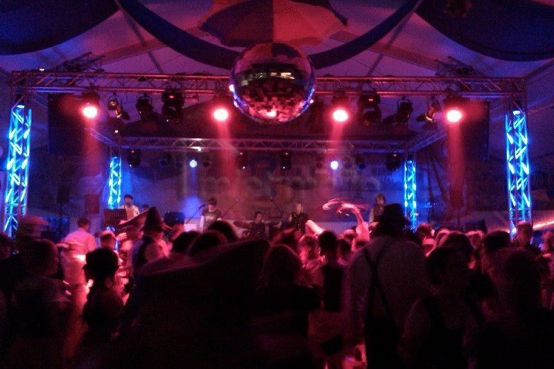 kompl. Licht, Ton und Bühnentechnik für Festzelte/Open Air mieten in Braunschweig