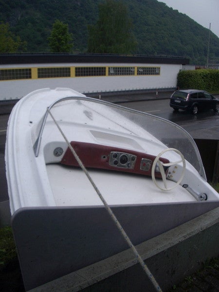 Halbes Boot, Motorboot, Schiff, Wasser, Ruderboot, Angeln, Wassersport