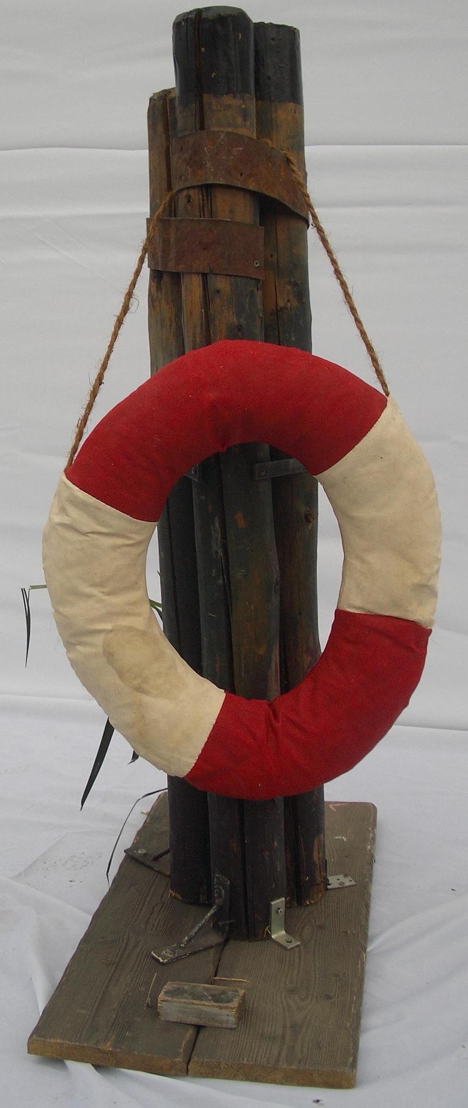 Poller Maritim, Schiff, Schifffahrt, Kreuzfahrt, Schiffspoller