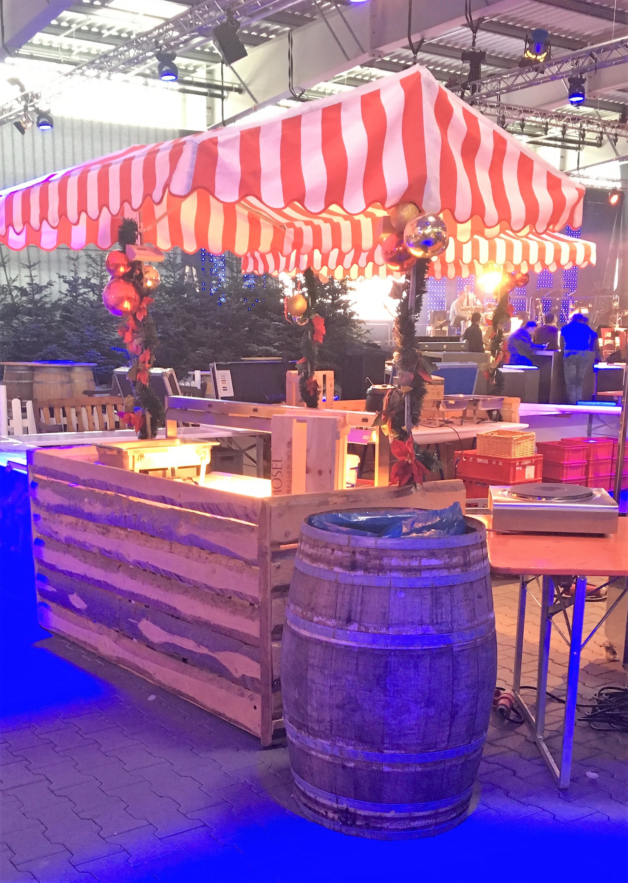 Thekenverblendung - Theke - Bar - Event - Dekoration - Verblendung - Rustikal - Holz – 3