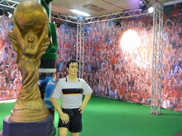 Publikum, Tribüne, Fußball, Autorennen