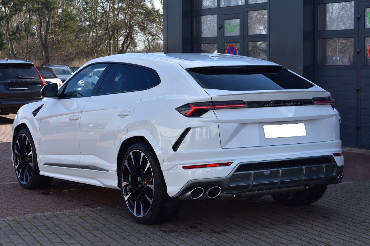 Lamborghini Urus SUV