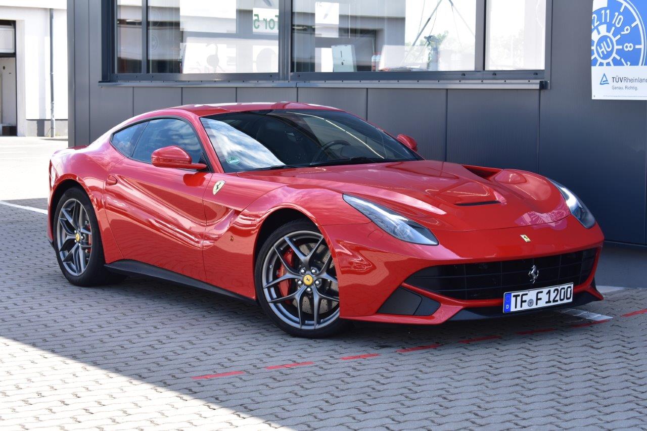 Ferrari F12