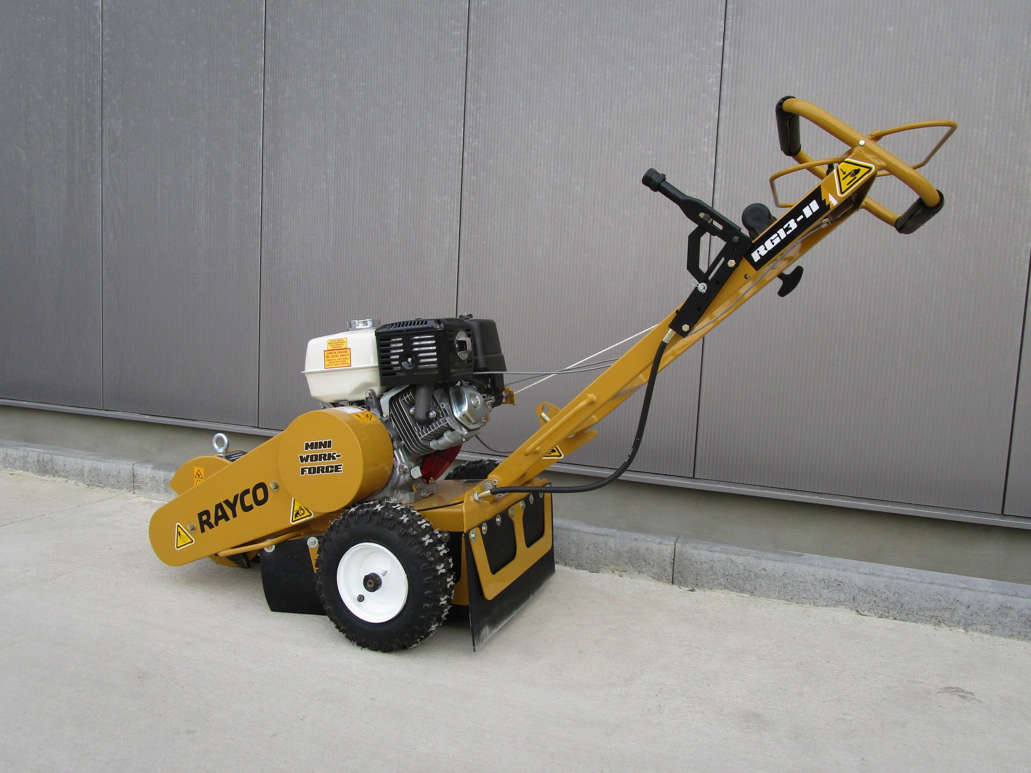 Baumstumpffräse / Wurzelfräse RAYCO RG 13 – 2