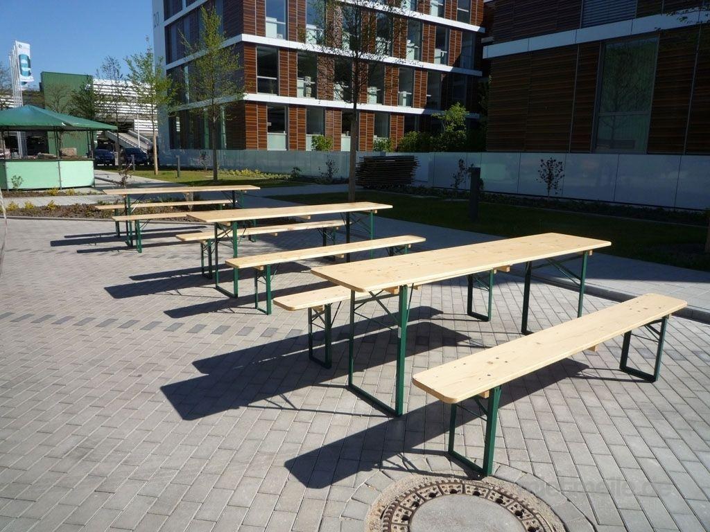 Bierzeltgarnituren original Bierzeltgarnitur auf Wunsch mit weißen Hus mieten in Kiel