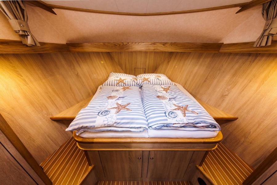 Motoryacht Seepferdchen 37 (Hollandia 44) mieten – 6+2 Pers., ab Werder, ab 1.799 €/Woche – 3