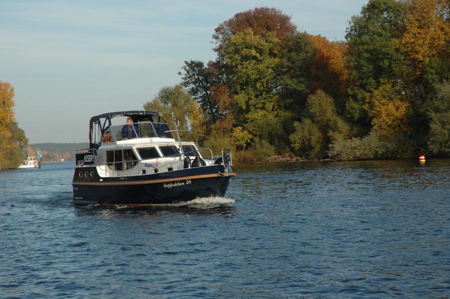 Motoryacht Seepferdchen 28 (Hollandia 35) mieten – 4+2 Pers., ab Werder, ab 1.299 €/Woche – 3
