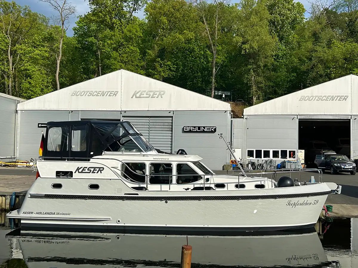 Motoryacht Seepferdchen 59 (Hollandia 38) mieten – 4+2 Pers., ab Werder, ab 1.499 €/Woche