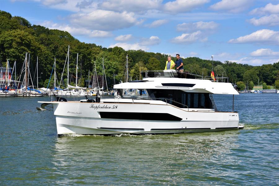 Motoryacht Seepferdchen 58 (Bluescape 1200) mieten – 4 Pers., ab Werder, ab 1.999 €/Woche