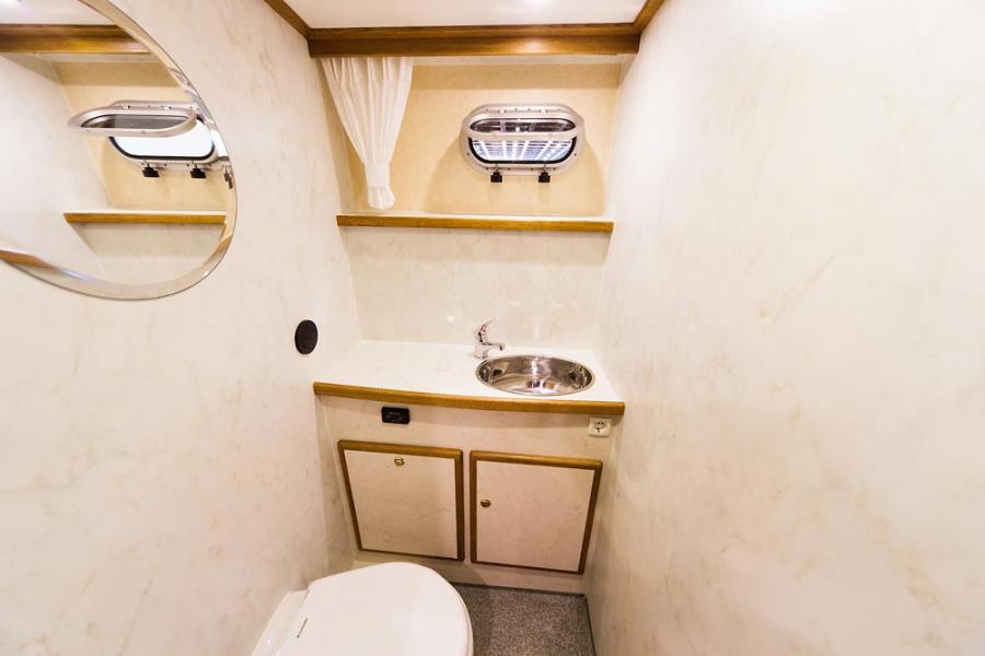 Motoryacht Seepferdchen 50 (Hollandia 38) mieten – 4 Pers., ab Werder, ab 1.399 €/Woche – 2