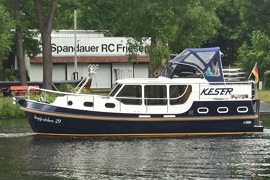 Motoryacht Seepferdchen 29 (Gruno 30) mieten – 2+2 Pers., ab Werder, ab 799 €/Woche – 5