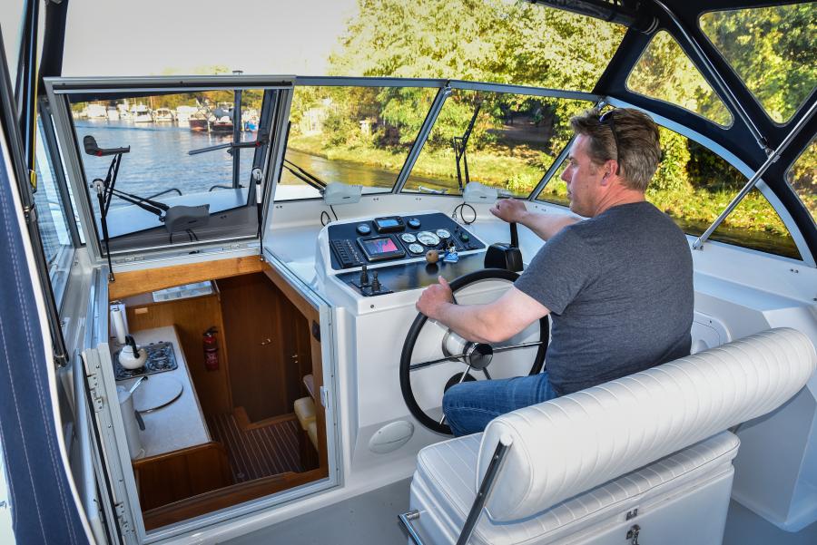 Motoryacht Seepferdchen 54 (Hollandia 38) mieten – 4+2 Pers., ab Müritz, ab 1.499 €/Woche – 2