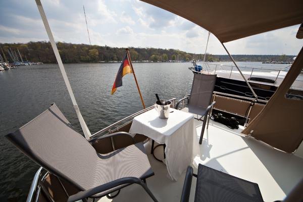 Motoryacht Seepferdchen 12 (Hollandia 1080) mieten – 4+2 Pers., ab Werder, ab 949 €/Woche – 2