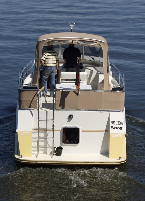 Motoryacht Seepferdchen 16 (Hollandia 1100) mieten – 4+2 Pers., ab Müritz, ab 999 €/Woche